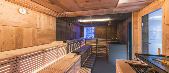 [Translate to Austria:] Schlosshotel Spa Ischgl Sauna Eiche