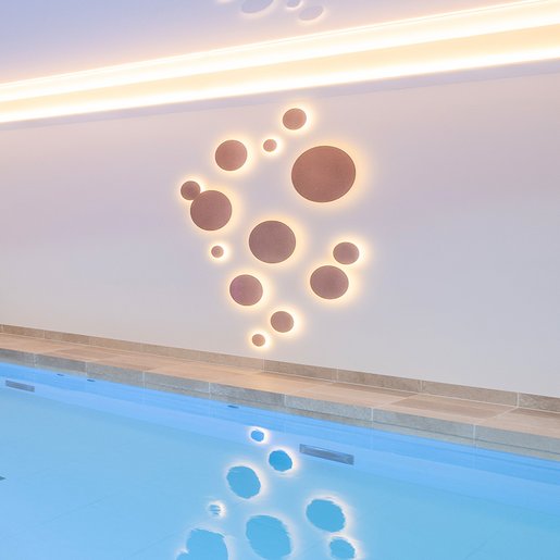 Schwimmhalle 