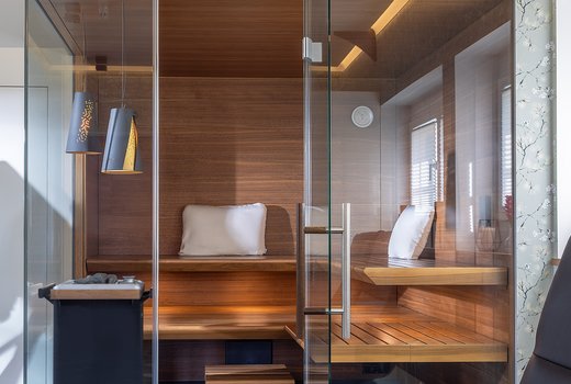 Maßgefertigte Sauna AURA