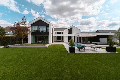 Renovierte Villa aus den 90ern